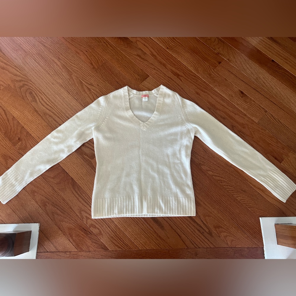 J Crew 100% Cashmere Beige Sweater